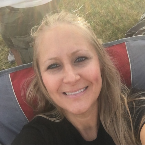 Meet your Posher, Harmony - Picture 1 of 1